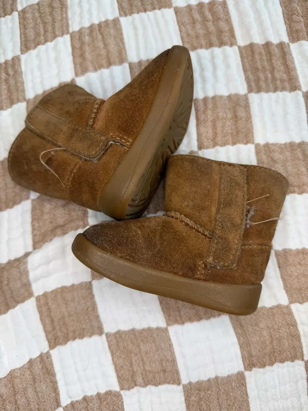 Ugg Toddler Boots Size 2/3 Brown Suede Infant